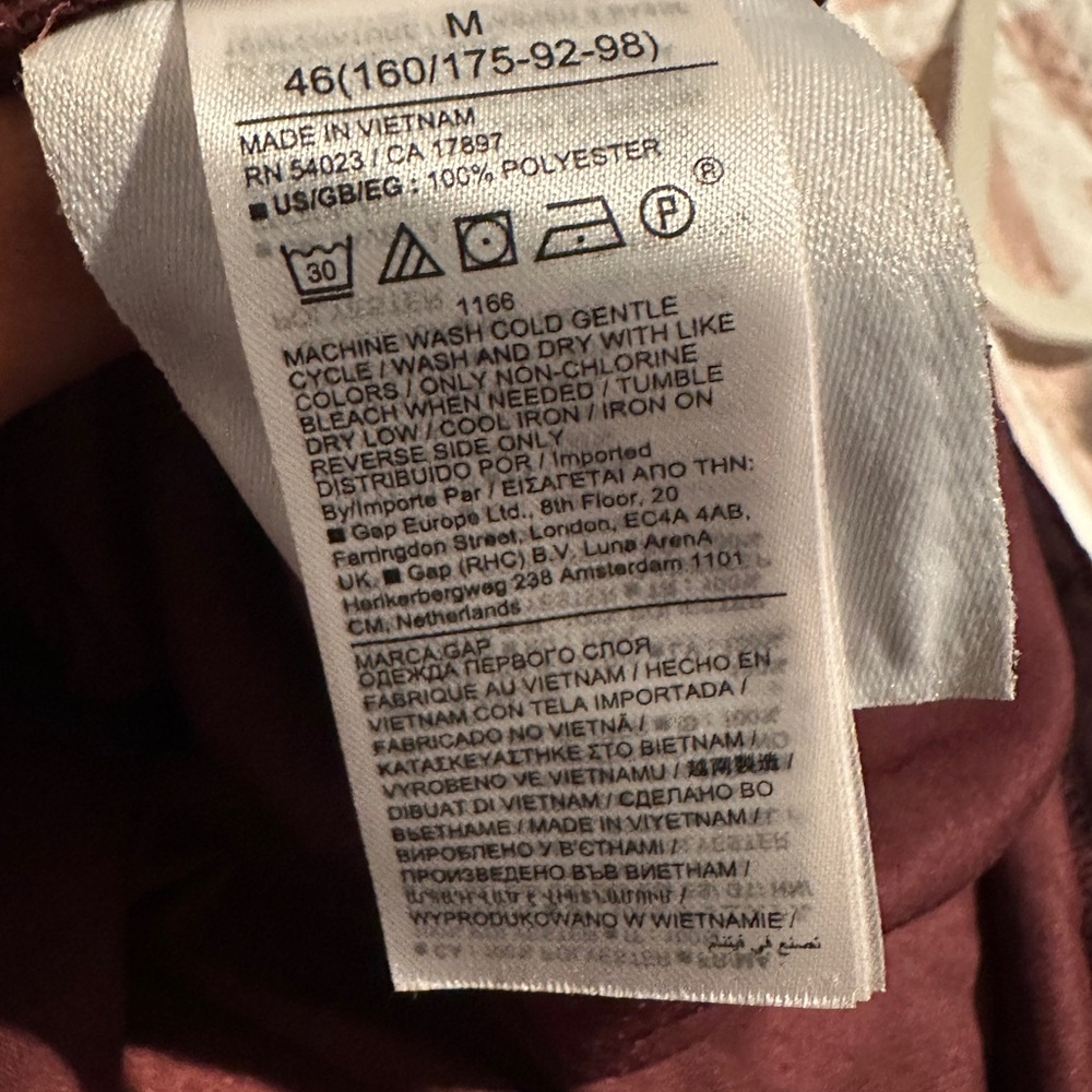 GAP Deep Burgundy Velvet Blouse - Picture 3 of 3